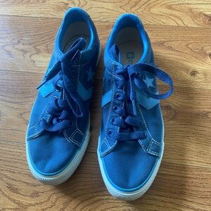 Converse All Star Women's Shoes Size 8 blue